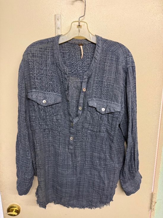 Free People Tops - Free People Blue Soft Linen Button Down Top